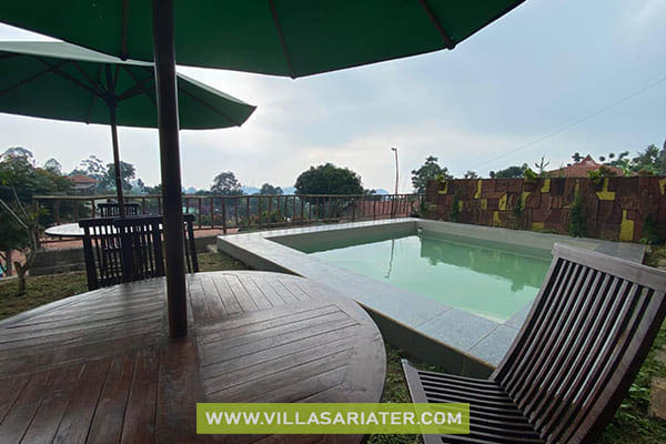 Villa Agata Ciater ada kolam renang